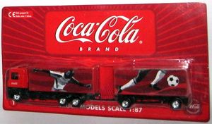 Coca Cola - Truck - Fußball 1 - zum Schließen ins Bild klicken